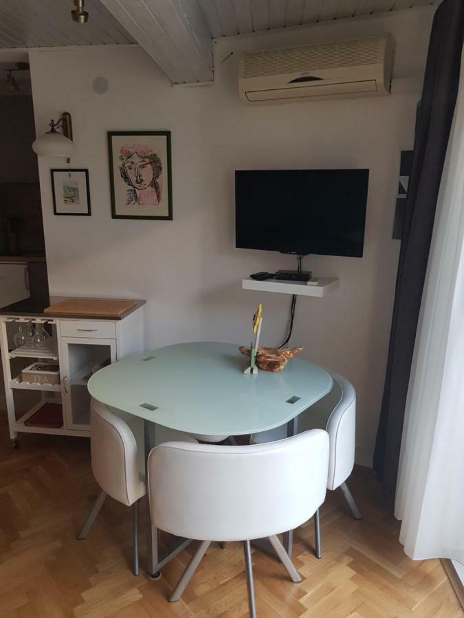 PUY L&M Studio Apartman 아파트 외부 사진